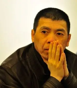 元宵晚会冯小刚下课,作为著名的电影导演,观众似乎对其执导的春晚并不