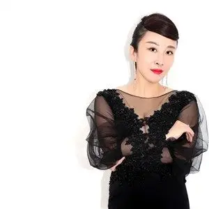 日:不详   国  家:中国大陆   高丽,出生于陕西延安,中国青年女歌手