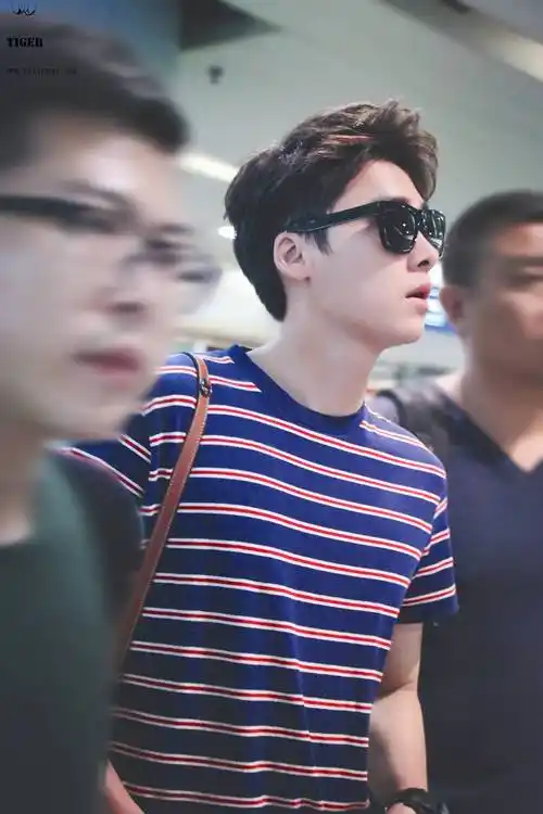 【李易峰】存李易峰的机场美图99-doki-腾讯视频