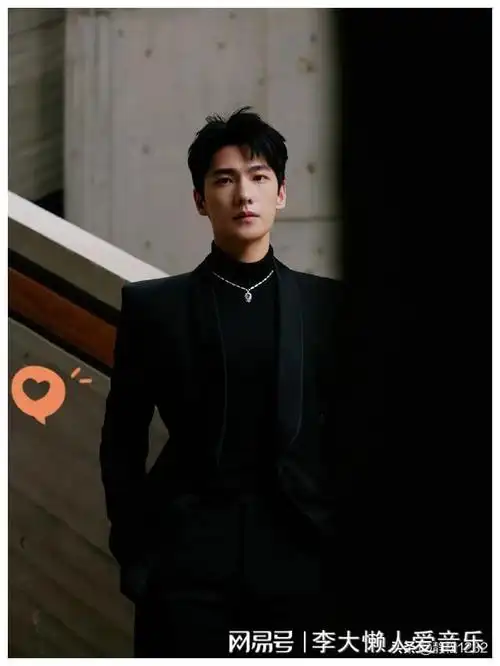 最近高热度的男艺人排名吴磊35刘宇宁22任嘉伦12酷盖登顶