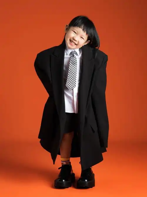 女儿一眨眼就长大了记录此刻三岁儿童写真