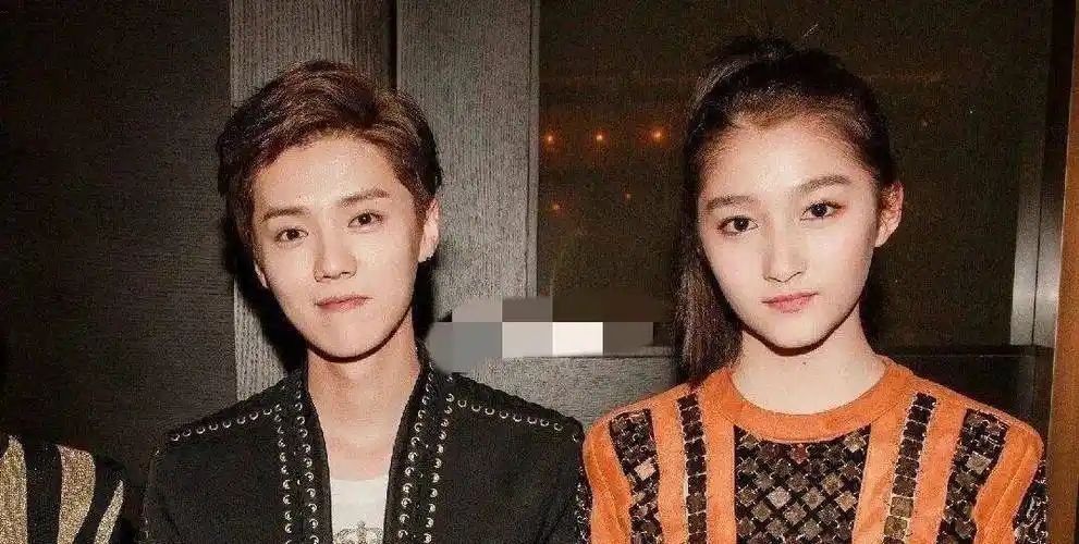 天赐缘分赵丽颖冯绍峰因拍戏鹿晗关晓彤聚会相识他俩却因一起交通事故