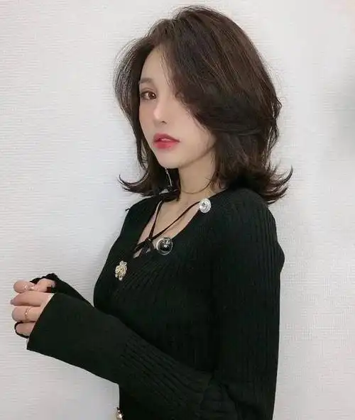 2022年最新款直发发型清纯温婉的直发合集