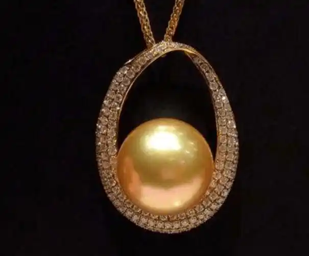 金珍珠是一种海水养殖珠是白色南洋珍珠的兄弟