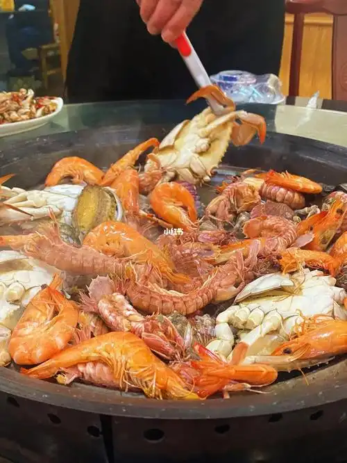 年年必来的青岛大杰海鲜锅_海鲜_大杰海鲜锅攻略_美食_梭子蟹_生蚝_我