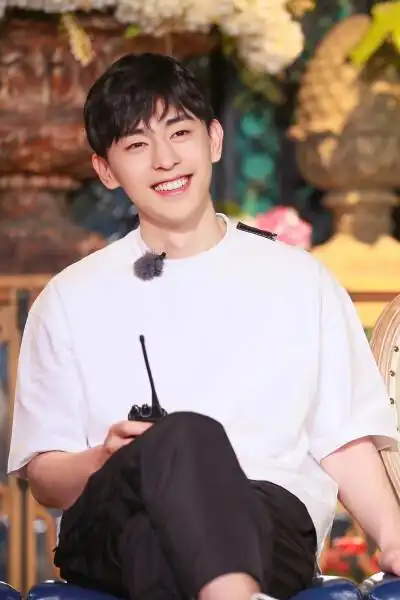 邓伦地 - 堆糖,美图壁纸兴趣社区