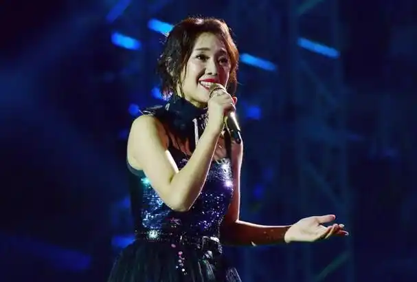 清流女歌手云朵:从打工妹到刀郎徒弟,再到五次放歌央视春晚歌星