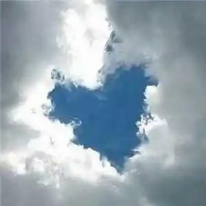 心形天空云朵头像