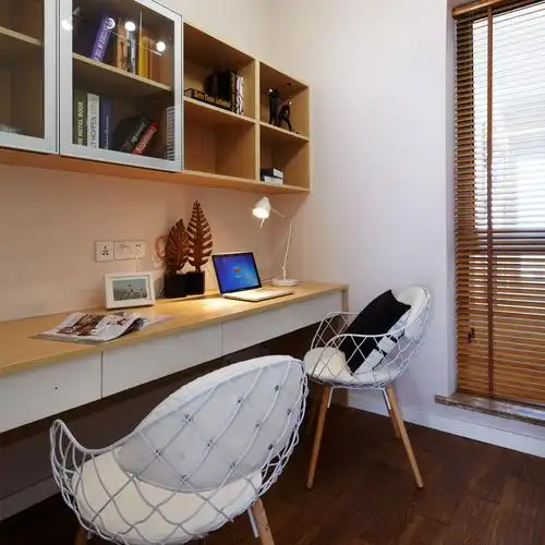 自然宜家风书房 原木书柜书桌设计