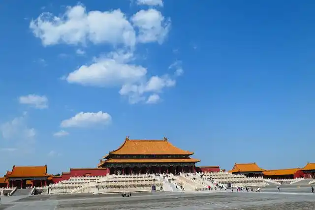 本文转自【视觉中国】;2020年9月2日,北京,雨后故宫紫禁城景观迷人