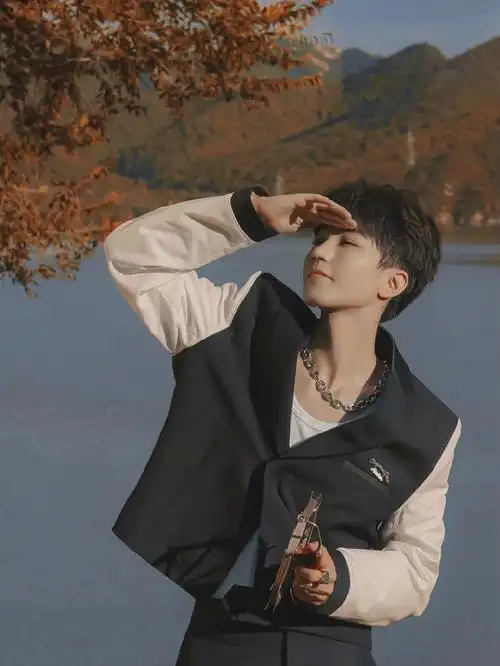 王俊凯绝美壁纸