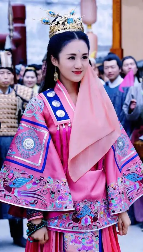 颤抖吧阿部安悦溪俏皮古装剧照图片