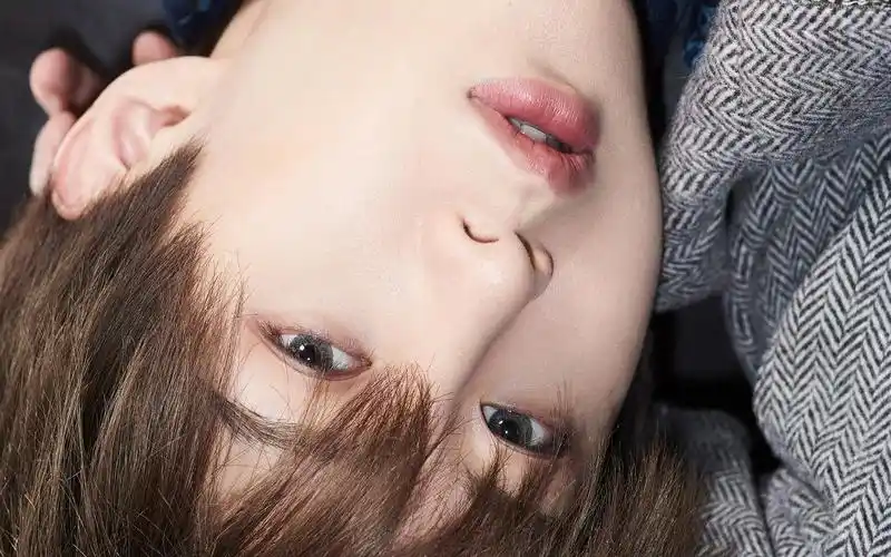 范丞丞帅气写真图片桌面壁纸