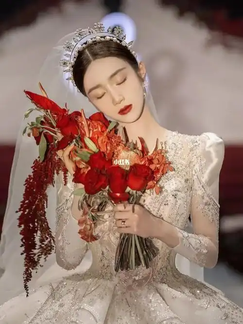 皇后款主纱深v主纱温州婚礼温州美女