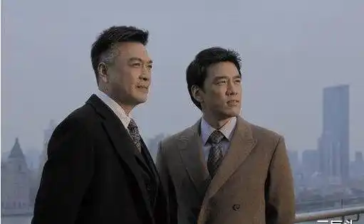 农村出身却专演霸总,被问及哪个角色最有钱时,王耀庆只说3个字