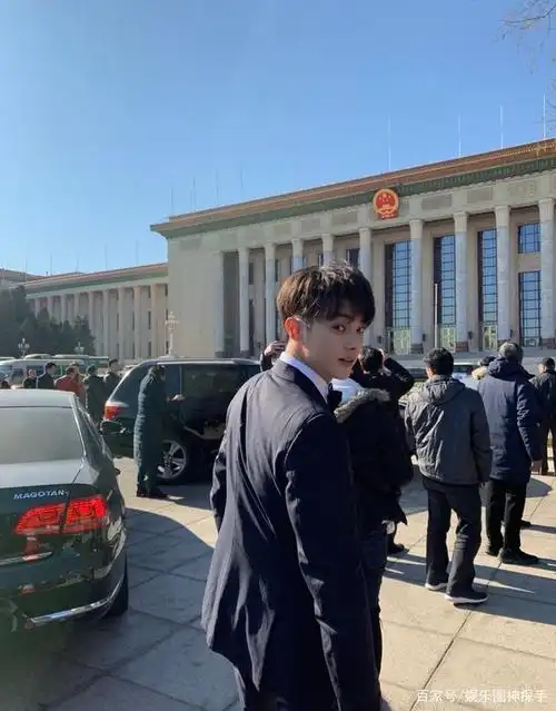 看到许凯大量素颜生活照,你能认得出吗?