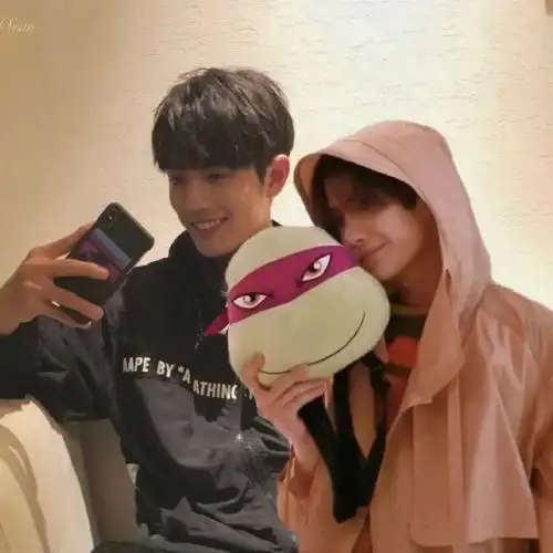 芜湖博君一肖头像噢