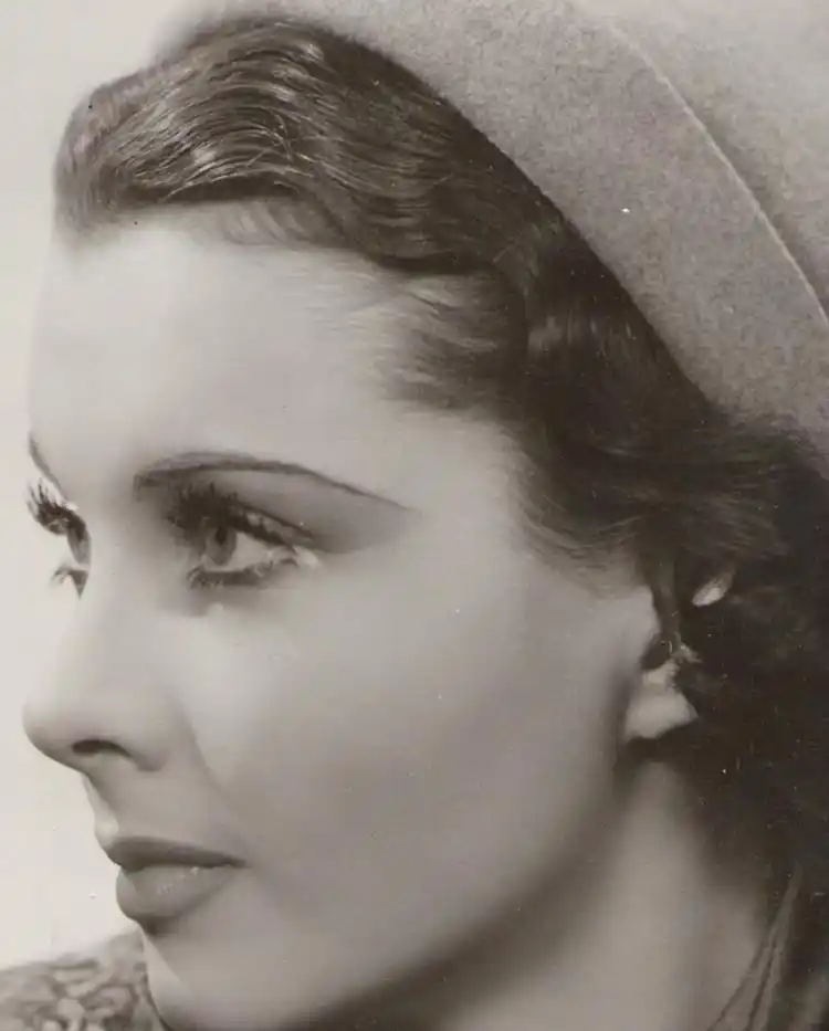 【转载】费雯丽那些绝代风华的美丽瞬间