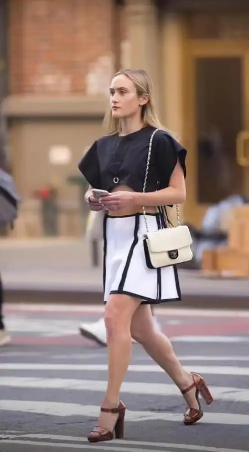 裙子每个地区都有人在穿,尤其夏天的时候,满大街都是漂亮的小裙子,那