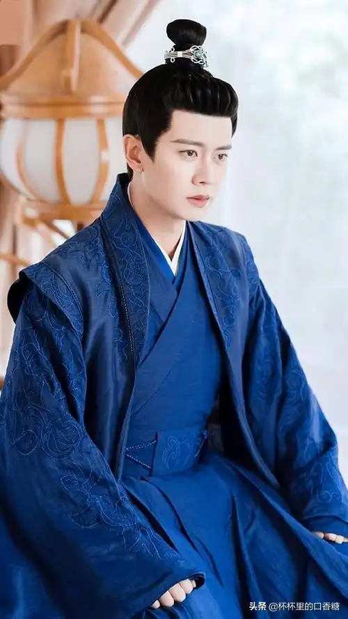 一般拍古装照片多少钱(希望合作演员) - 价格百科