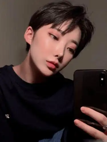 下面这组超a女生短发发型肯定喜欢