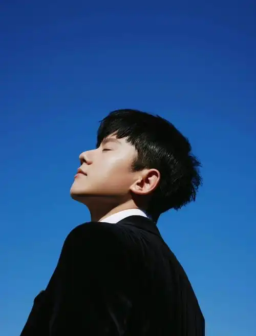 张杰  新一波张杰壁纸 头像,喜欢的星星用起来!