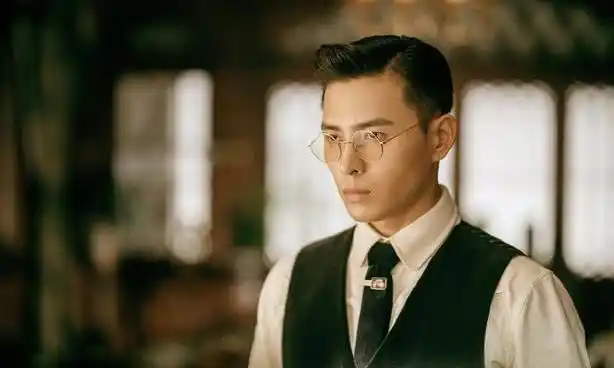 洪尧和玄彬长得太像了洪尧是谁旗下艺人