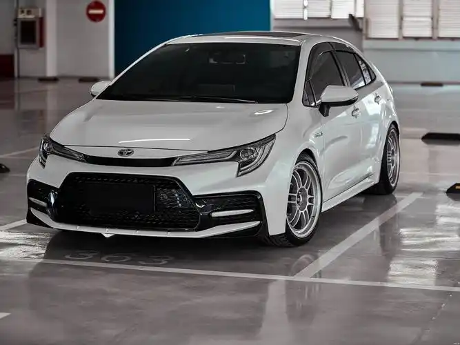 广汽丰田 雷凌 2021款 双擎 1.8h e-cvt运动版