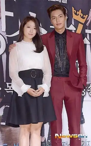 【继承者们 】131007新闻发布会 李敏镐和朴信惠