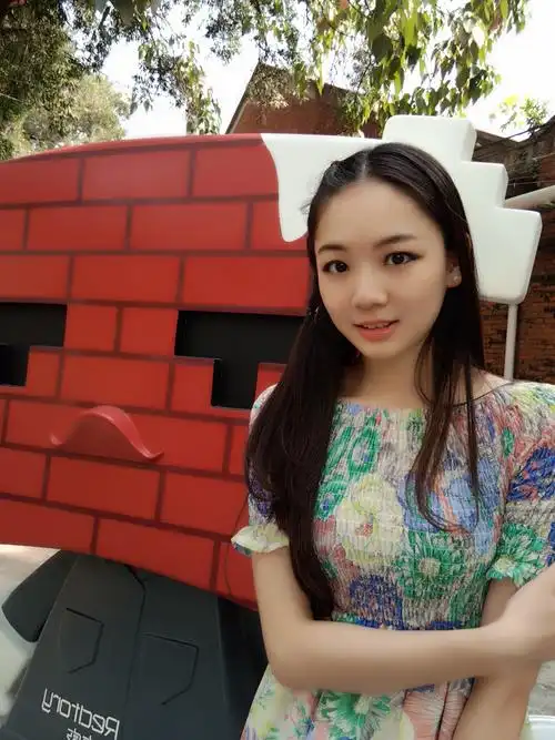 想用美图秀秀拍出非常高大上的自拍照片,应该怎么拍呢?