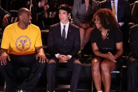 王力宏应邀参加科比活动 遭飞侠小威冷落(图)