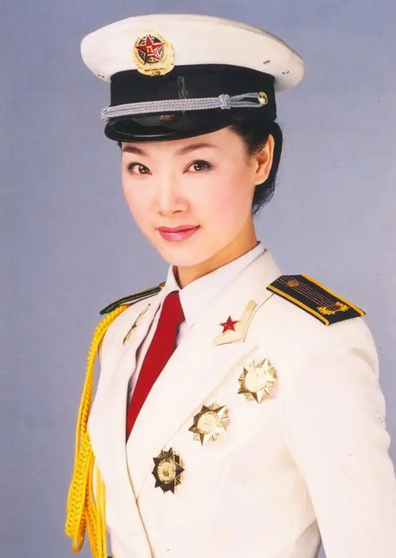 部队文艺女兵(二)