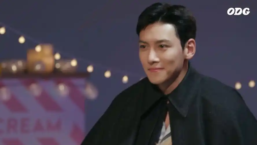 池昌旭假扮魔术师 odg