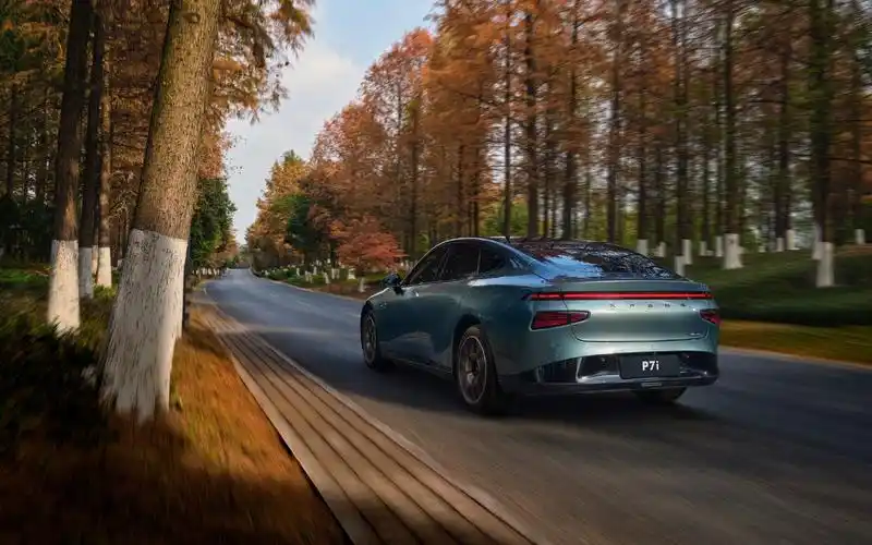 新京报贝壳财经讯(记者白昊天)11月6日,小鹏汽车p7i 550版车型正式