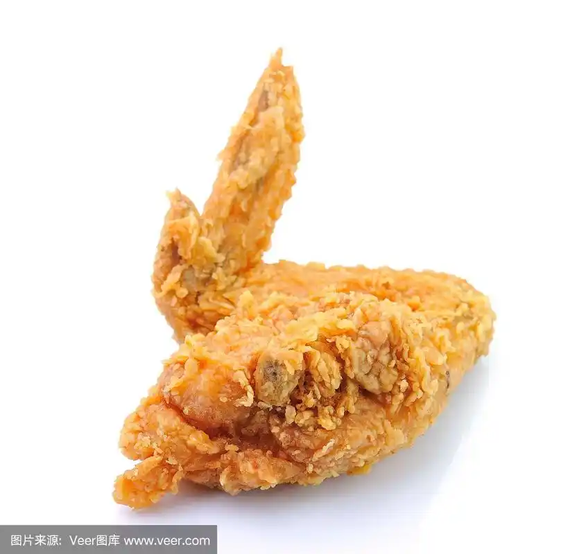 炸鸡翅在白色的背景