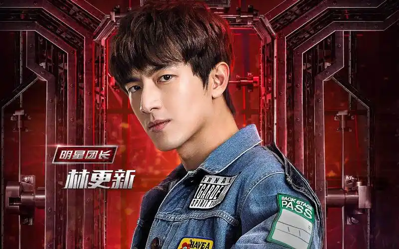 原图你的电脑分辨率(1600x1600)→生成壁纸显示:√欣赏模式全屏模式