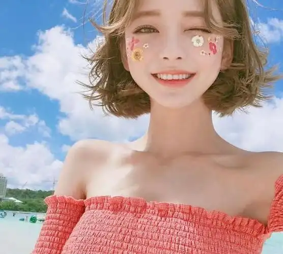 圆脸女孩适合的短发图1