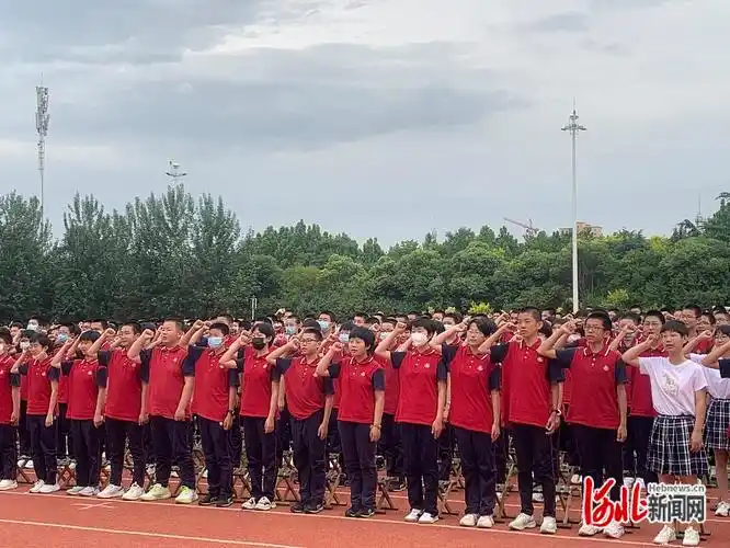 石家庄市第二十二中学举行十四岁青春礼暨韵律操展演