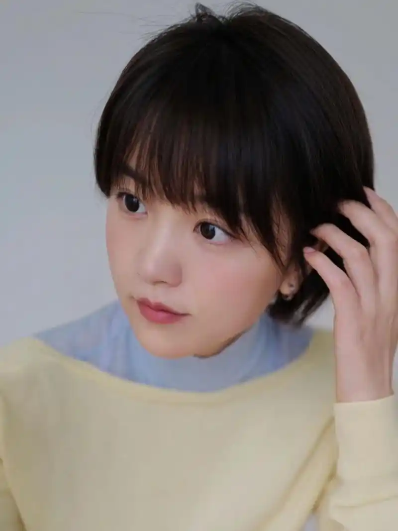 短发小姐姐 圆脸方脸短发分享 细软扁塌适合短发分享 用很多种层次