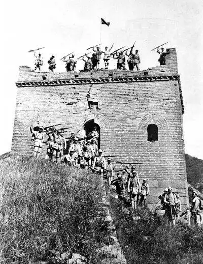 百团大战中,八路军攻克涞源县日军据点东团堡.资料图片