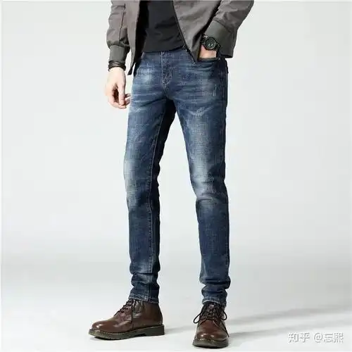 身高178体重160斤的男生怎么穿衣服