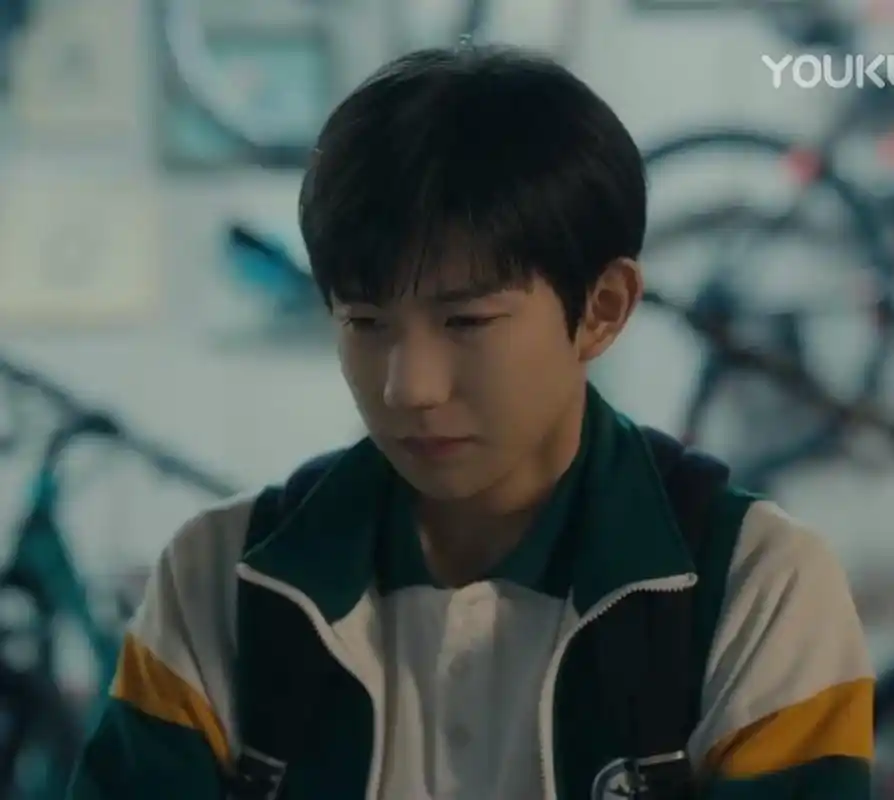 好心疼这样的远远,也好心疼这样的源源[流泪] #王源哭戏好共情##追光