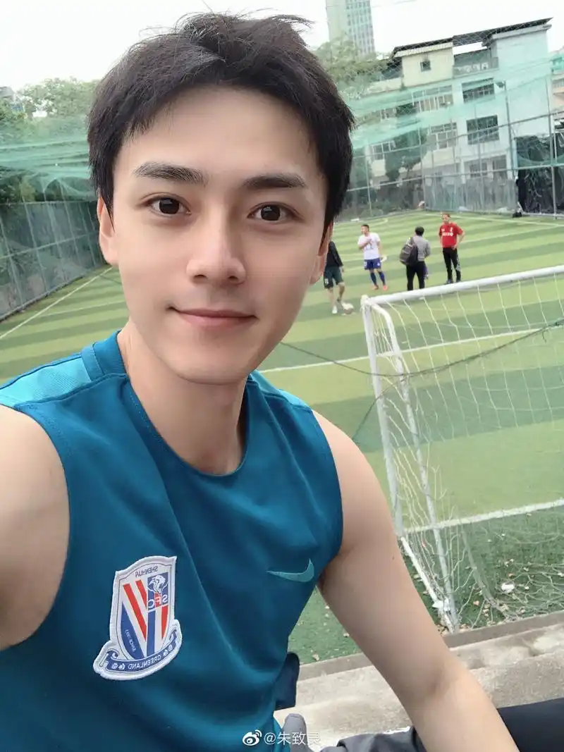 朱致灵的剧组日记 请忽略我的发型