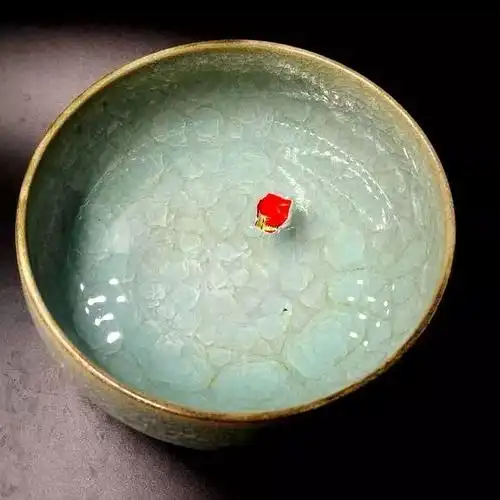 北宋官窑梅花冰片微观雅赏