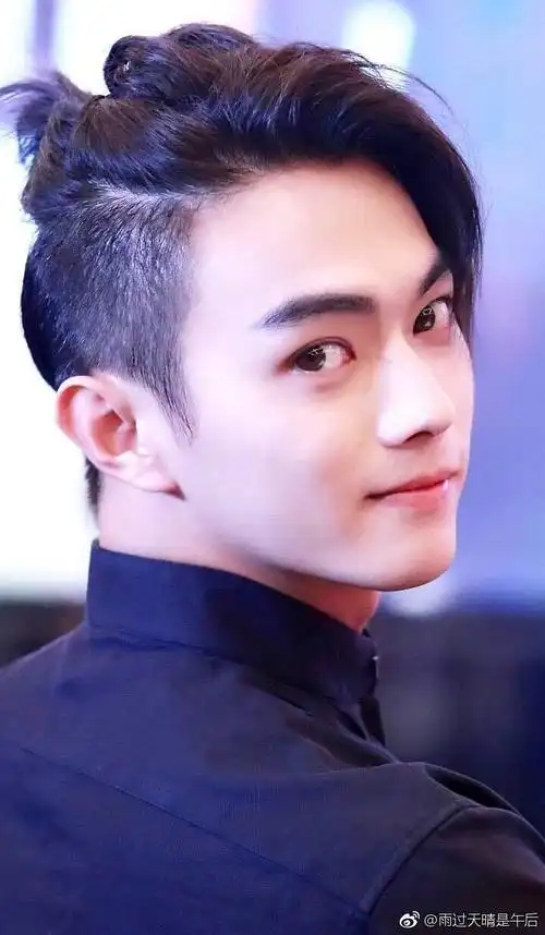 3月5日是许凯的生日