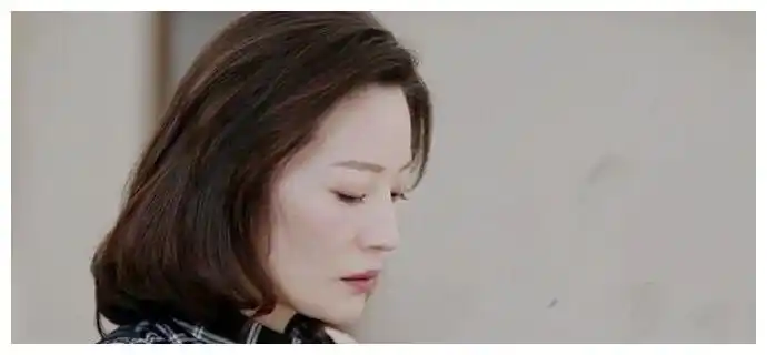 少年派大补汤的碗是钱三一妈妈设计的田老师生活照腿超长