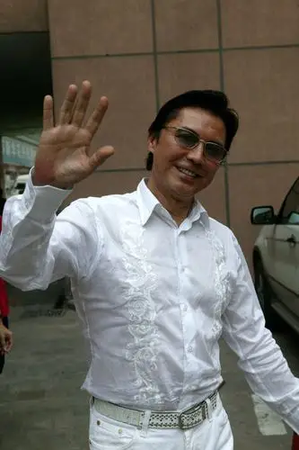 尊龙:好多女演员要与我生孩子