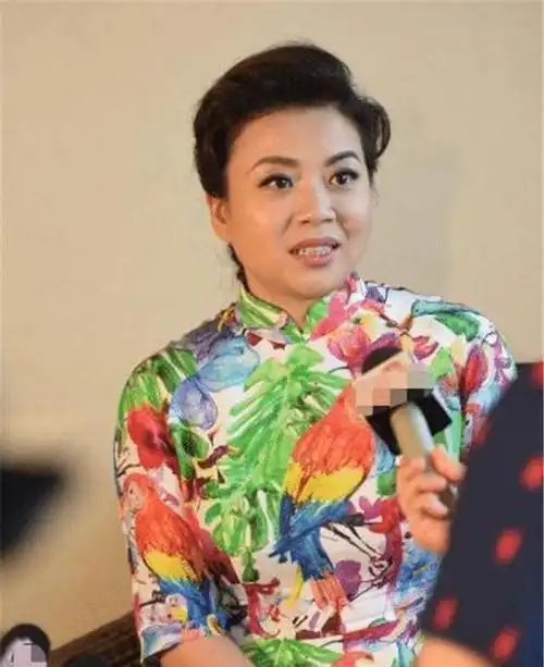 张也:55岁还未婚,和62岁的吕继宏互相陪伴多年,不结婚也幸福