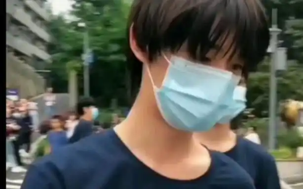 【丁程鑫 敖子逸】谁不爱当年的育才双校草啊!好怀念,哭死