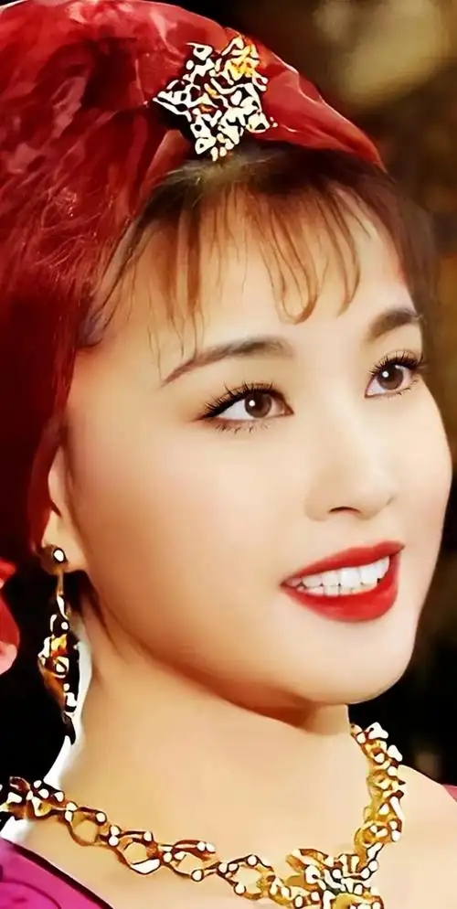 盘点刘晓庆《武则天》从演员颜值到服化道 全方位动人心魄的美